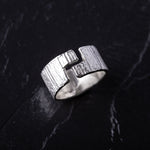 Load image into Gallery viewer, Handcrafted Open Jigsaw Textured Chunky 925 Sterling Silver Ring
